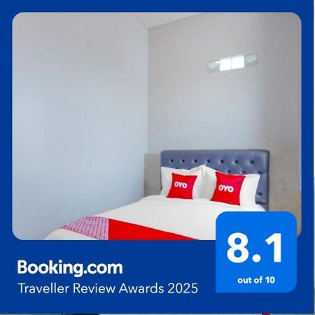 Super Oyo Capital O 90336 Olive Guest House Surabaya Bagian luar foto